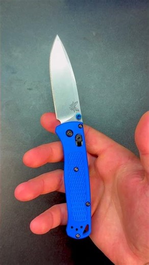 Opening the Benchmade Bugout 535 #edc #foldingknife #foldingpocketknife #blade #edcknife