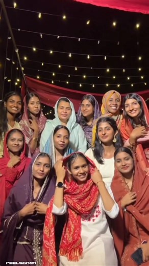 Wait for the golw up😉🤍 | IG/hamaari.ladkiees | #trendingshorts #transition #friends #viralvideo