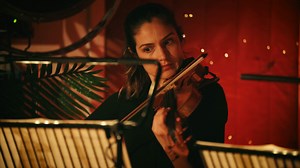 Christmas Quartet at Abbey Road 🎄 Celebrate the season with an intimate, fairy-lit concert in Abbey Road’s iconic Studio Two. ✨ On 21 & 22 December, you’re invited to our house for an immersive evening as our world-class quartet fills the room with timeless carols and holiday film classics. Bring the whole family and join us for this unique and uplifting experience in the home of music-making. Get your tickets here: www.seetickets.com/tour/christmas-quartet-at-abbey-road | Abbey Road Studios