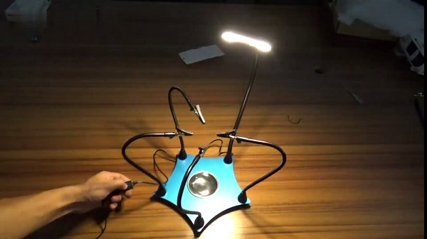 Helping Hands Soldering Third Hand PCB Holder Tool,42 LED Lighted 3X Magnifying with Heavy Duty Base 5 Flexible Arms for Electronics Repair Modeling Woodwork Jewel Hobby Crafts