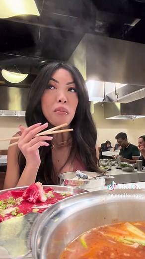 How to Properly Eat Hotpot: A Complete Guide