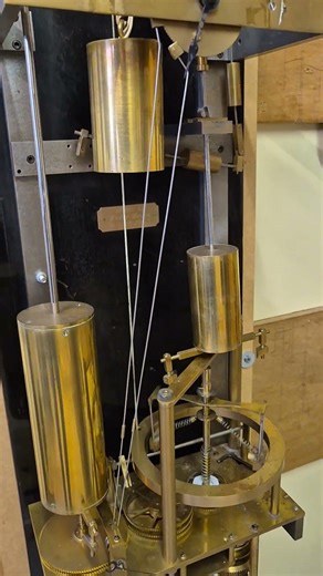 Replica of Lord Kelvin's 'free pendulum' clock begins its restoration.