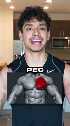 Bodybuilder Tears His Pec During a SQUAT 🤣😨