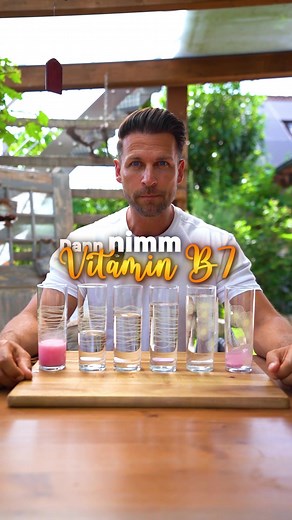 🌿💆‍♀️ Haare machen Probleme? Hier ist die Lösung! 💊✨ Egal ob Haarausfall, brüchiges, trockenes oder glanzloses Haar – für jedes Problem gibt es das passende Vitamin! 💡 👉 Kommentiere mit „Haar“ und ich schicke dir meine besten Tipps für gesundes, kräftiges und schönes Haar! 💬🧴 #Abnehmen #FitnessCoach #Ernährung #OnlineCoaching