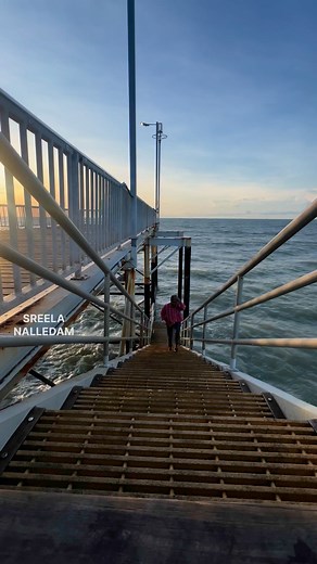 Hanging Bridge❤️ Night cliff beach @darwin #beach #bridge #darwin #seaside | Nalledathe Adukkala