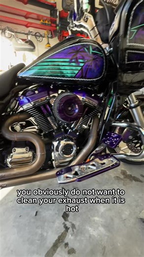 How to make your stainless look like brand new with toilet bowl cleaner👈 #rideorrot #cleaninghacks #bikelife #motorcycle #howto _001 | Nicky Harley