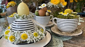 ARD-Buffet: Blumige Tischdeko für Ostern