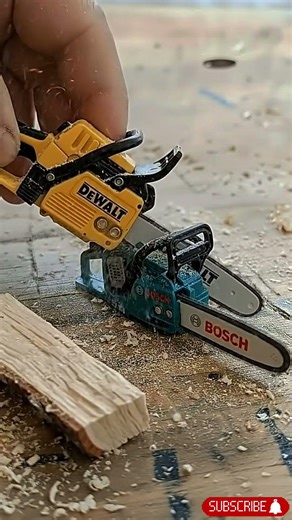 DeWALT vs BOSCH: The Ultimate Battle! ⛓️🪚 #shorts