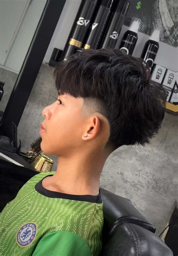 Blowout taper fade🔥💈🇰🇭 #blowouttaper #haircut #hairstyle #fyp#dybarber