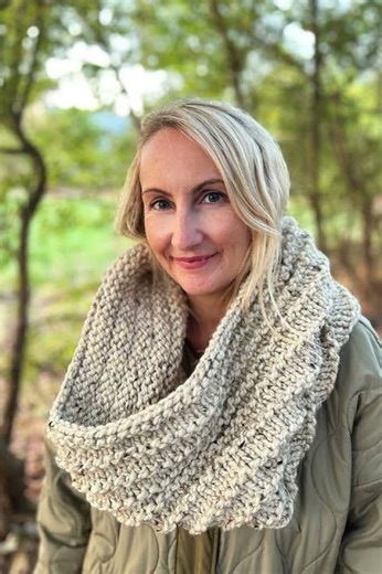 Snood Knitting Pattern Free + Easy