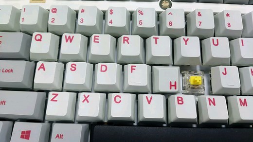 【大帝】上灯位 原厂键帽与xda键帽对比