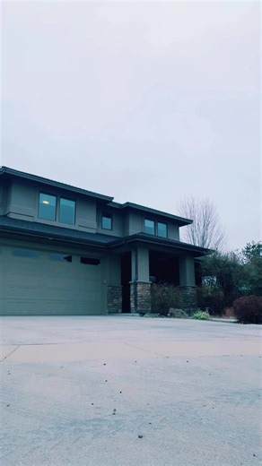 Discover Treasure Valley Real Estate with Coldwell Banker