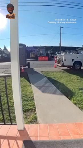 Emmanuel Chukwuka on Instagram: "🚨 MASSIVE EXPLOSION IN CALIFORNIA! 🚨 A doorbell camera captured the exact moment a huge explosion rocked Hayward, California, leaving at least six people injured and three properties completely reduced to rubble 😱💥🏚️ Officials say a damaged underground gas line is likely to blame — and the blast was so powerful it destroyed: 🏠 Two residential homes 🔧 One workshop-style property The aftermath looks like a movie scene… but this was real, terrifying, and seco