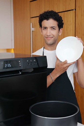 Effortless Cleanup with Comfee Mini Dishwasher