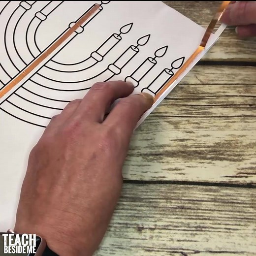 Learn how to make a paper circuit menorah for Hanukkah! Learn more here: https://teachbesideme.com/hanukkah-stem-paper-circuit-menorah/ | Teach Beside Me - Creative Teaching Ideas