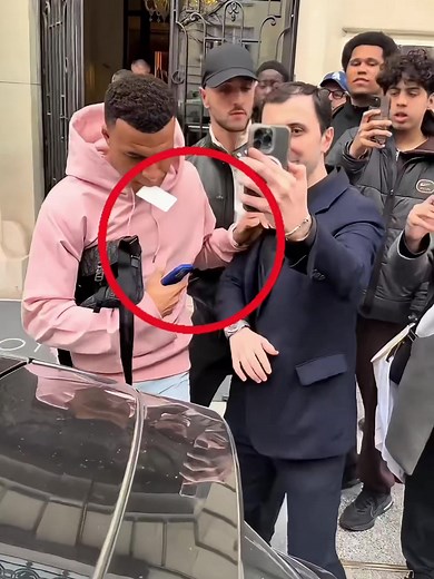 They Forgot They Were Once Fans Too — Fans vs Clubs Moment