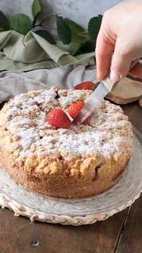SBRICIOLATA CON CREMA E FRAGOLE 🍓 #fragole #torta #crema #sbriciolata