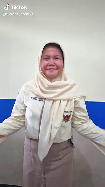 Thak Shoghok: A Fun Trend in Humor