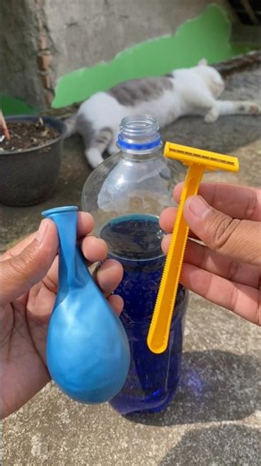 Genius Hack with a Balloon & Safety Razor!