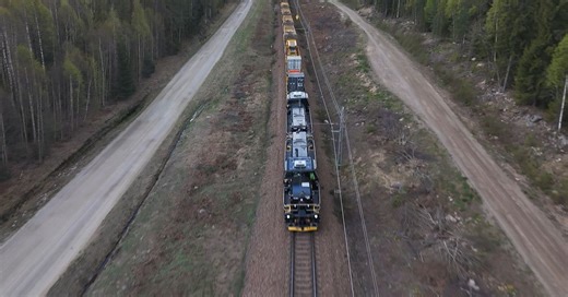 varldsunikt-tag-byter-rals-mellan-borlange-och-ludvika-200-meter-i-timmen