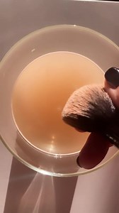 Say no to dirty makeup brushes 🙅 Here's why cleaning your makeup brushes is essential to your beauty routine: ✨ Makeup brushes can accumulate dirt, bacteria, oils, and residual makeup over time ✨ Your makeup applies more smoothly with clean brushes ✨ When they are cleaned, it helps prevent clogged pores and breakouts ✨ It'll extend the life of your makeup brushes Beauty tip: Clean your makeup brushes with MONAT BLACK™️ Shampoo Conditioner at least once a week, to give them the self-care that th