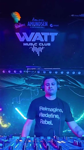 DJ's Neon Sound Waves: Unleashing Electric Beats! #shorts