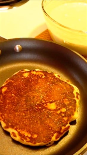 Homemade BUTTERMILK PANCAKES 😋 So Yummy 😍 #food #cooking #pancake #recipe #tutorial