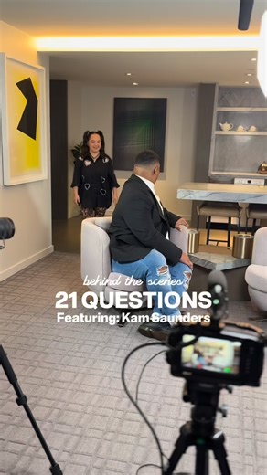 Still smiling from this whole experience! Not only is @kamnsaunders an amazing dancer that’s worked with some of my FAVES like Taylor Swift and Chappell Roan (I’m screamingggg!), but he’s actually one of the kindest and funniest people I’ve been lucky enough to meet! We clicked right away and laughed more times than I can count. Kam was so real and relatable! He really made me comfortable to open up too. The @twentyoneqs episode is out now and I can’t wait for you to hear it! Watch or listen her