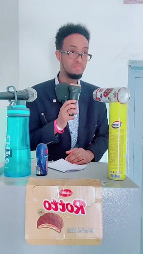 Maydkii wali waa maqan yahay walaalayaal 😂😂🤣 #team_holla #somali_comedian #youtube_holla_moajid #holla_pubg #holla_moajid #entertainment #somaliTikTok