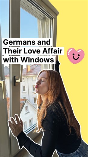 #BestOf2025 10 degrees below zero? Snow? None of this can stop the average German from satisfying a basic need: "lüften" (ventilation)! Even in the depths of winter, windows are flung open to let in "frische Luft" (fresh air). 💡 And the Germans wouldn't be Germans if they hadn't developed a sophisticated system for the purpose. Enter the "Drehkippfenster" (tilt-and-turn window): this not only opens the window, but also ‘tilts’ it, allowing only a small stream of air to enter, ideal for when you