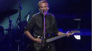 19K views · 922 reactions | «Footloose» es un sencillo compuesto e interpretado por Kenny Loggins en 1984 y una de las dos piezas que forman parte de la banda sonora de la película | Videos Musicales Solo En Hd | Facebook