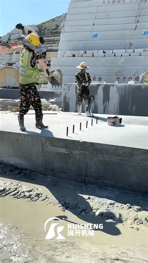 95K views · 423 reactions | Granite quarry time #stonemachine #granitecuttingblade #stonecutting #granitequarry #blockcuttermachine #cuttingtools | Ruisheng stone machinery | Facebook