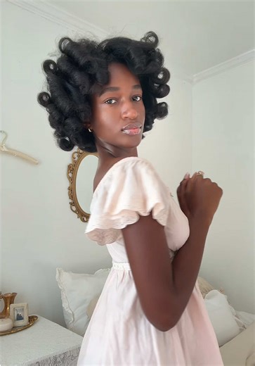 Alanaravenv (@alanaravenv)’s videos with original sound - lyrik ✍🏽