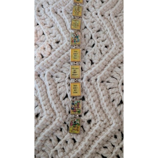 VINTAGE Lenticular TEN COMMANDMENTS Flicker Holographic Charm Tie Clip Bracelet - Etsy