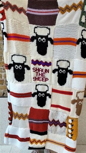 How cute are these Shaun the Sheep blankets?! 😍 Shaun the Sheep teamed up with British Wool, Campaign for Wool and Craft Forward to create woolly blankets for unhoused individuals across London and beyond. Over 400 Shaun the Sheep blanket squares were donated from across the globe. A HUGE thank ewe to fans who got involved! ❤️ | Shaun the Sheep