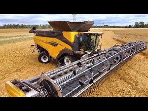 Wheat Harvesting in the UK | New Holland CR11 w/ 50ft / 15.2m Flex Header | The New Mega Combine