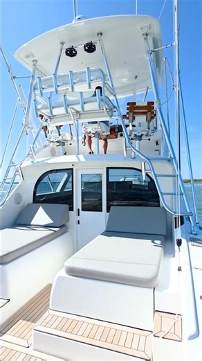 🛥️: 2018 Bertram 35’ Flybridge “One More”