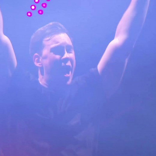 176K views · 10K reactions | JUMP MAKE THE GROUND SHAKE, LIKE AN EARTHQUAKE! My new track is out now!☄️Let me know what you think! | Hardwell | Facebook