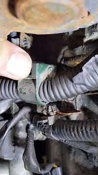 Tech Tips - How to unplug Honda Acura electrical connectors wiring harness.