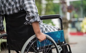 Las primeras señales de esclerosis múltiple a menudo no se diagnostican