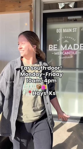 Pack orders with us!!📦🛍️#packorderswithme #ditl #packingorders #packagingorders #workwithme