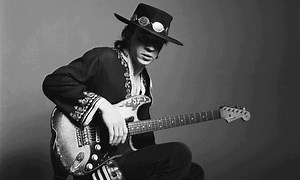 Stevie Ray Vaughan - Acoustic Guitar 1983 | Rock Guitar Heaven