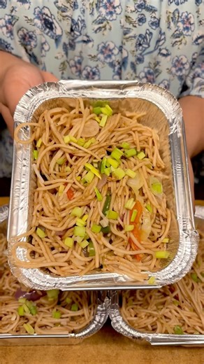 7 Plate Chow mein in just ₹80 😱
