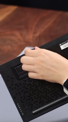 I can't believe how thin this keyboard is