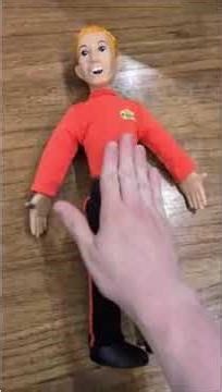 The wiggles Captain, Murray, Greg, Henry & Jeff dolls (eBay video by mpdsp)