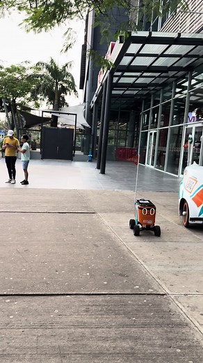 Laboratorio robot on TikTok