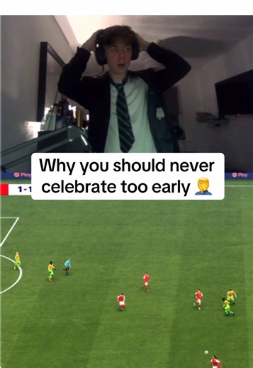 the audacity to no-look 💀 #fyp #manager #gaming #football #penalty