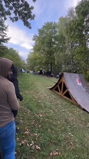 Fullsend? 😨 Follow @bmxmemesfails for more content that will make your day 😅 Credit- @pvp_bmx Disclaimer ⚠️ We @bmxmemesfails do not own or claim to own this content. #bmxmemesfails #fail #bmx #mtb #bmxrace #bmxracing #bmxfreestyle | Bmxmemesfails