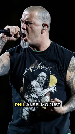 Phil Anselmo Admits: "Singing Pantera Is A Young Man's Game!" #pantera #philanselmo | The MetalCore