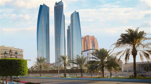 Abu Dhabi unveils its first fully air-conditioned outdoor walkway